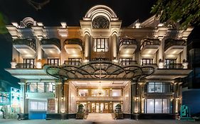 Luxe Paradise Suite Hotel Trich Sai
